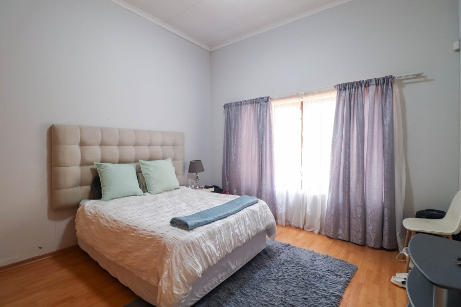 2 Bedroom Property for Sale in Waterval East North West